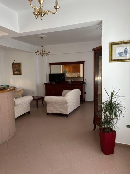 Fotini'S Apartment Naxos City Dış mekan fotoğraf